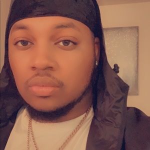 Meet your Posher, Deandre